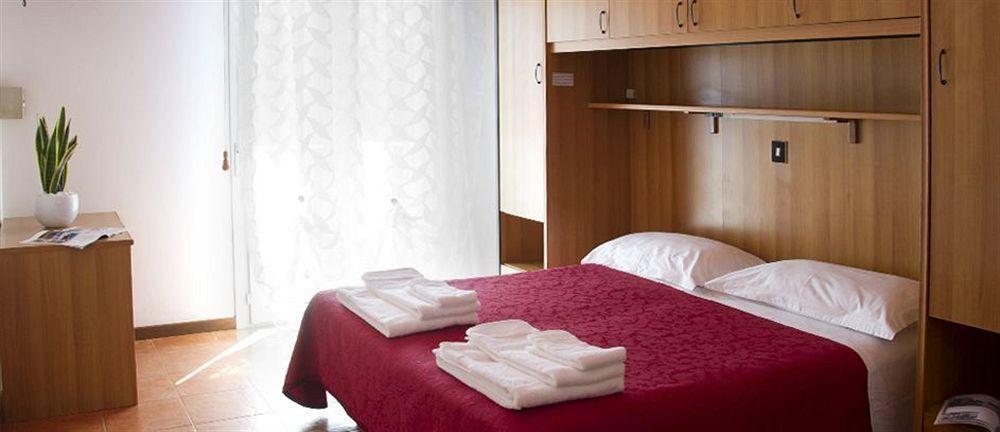 Hotel Felix Pindemonte リド・ディ・イエゾロ エクステリア 写真